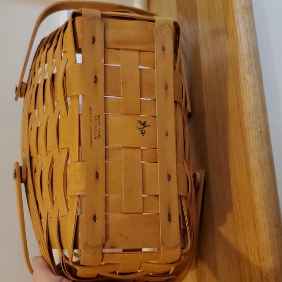 Longaberger gathering basket - Picture 8 of 13